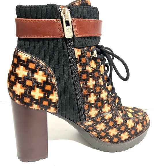 NWT New Antonio Melani Parton Calf Hair High Block Multi Heel Zip Ankle Boot 6.5 - Picture 6 of 13